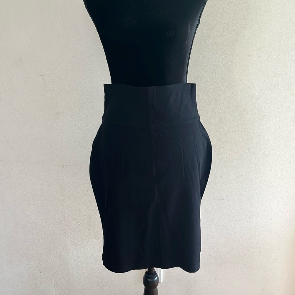 Eileen Fisher Black Stretch Skirt